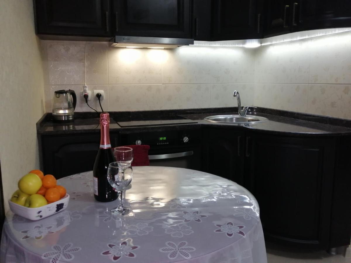 Apartments In The Historical Center Of Batumi, Near The Seaside Park Buitenkant foto